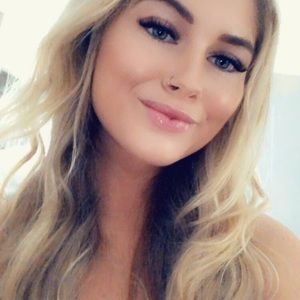 Meet your Posher, Celeste